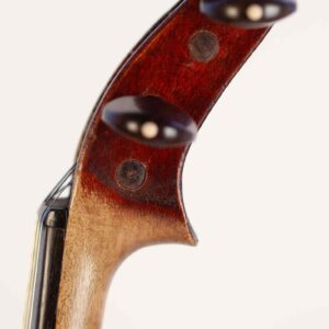 Old violin, labeled Pietro Antonio figlio di Carlo Ferdinando Landolfi in Milano al Segno della Serena l' Anno 1785.